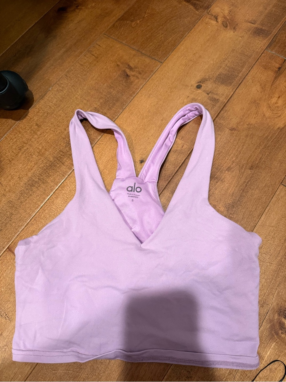 ALO Yoga Lilac V-Neck Racerback Sports Bra